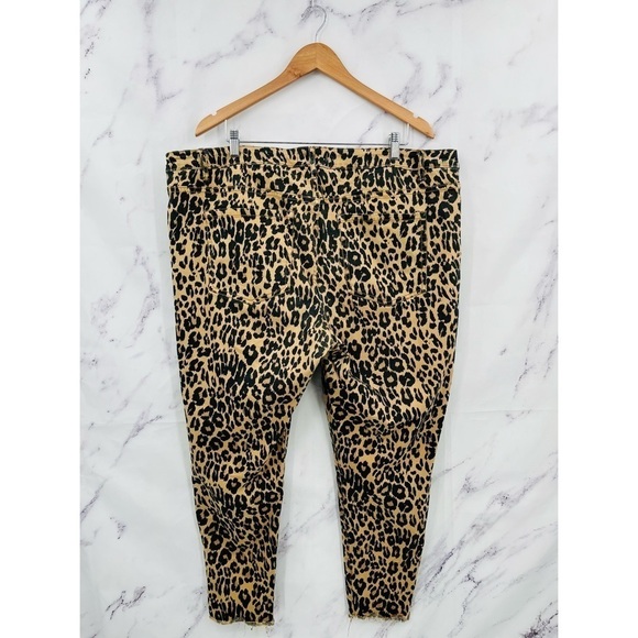 G020 Lane Bryant High Rise Cheetah Print Skinny Jeans - Picture 3 of 3